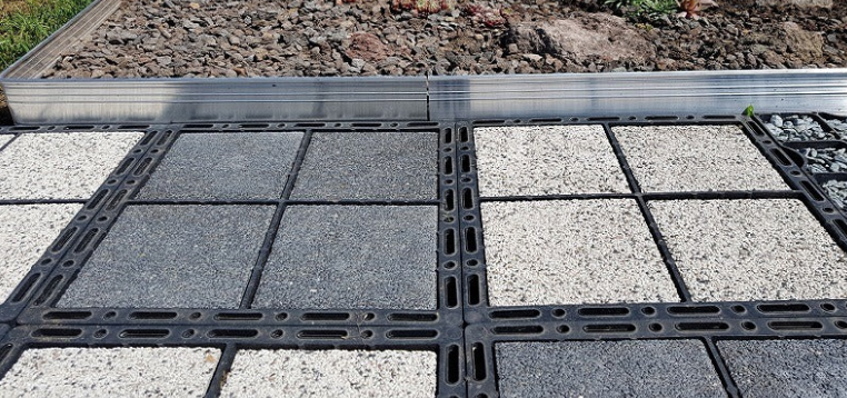 ECORASTER Bloxx (La mattonella 2.0)